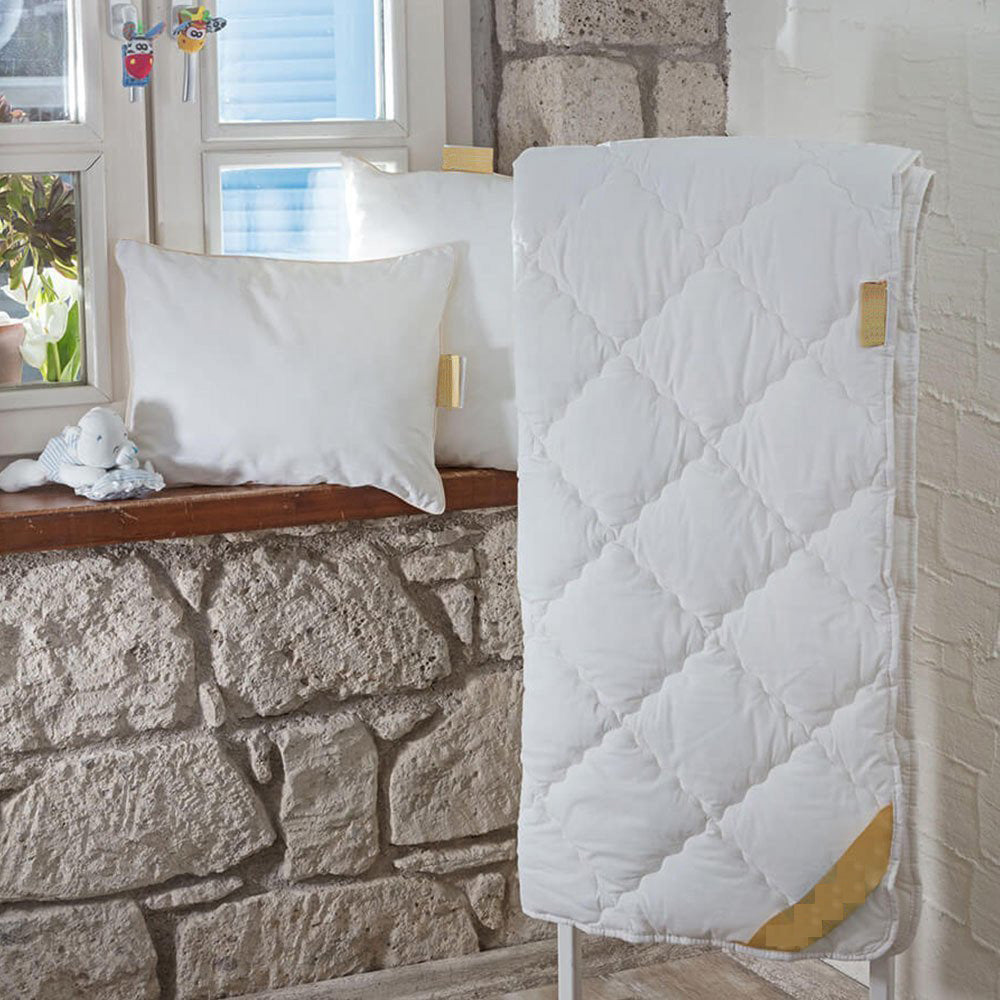 Bamboo Baby Quilt White - 018.004