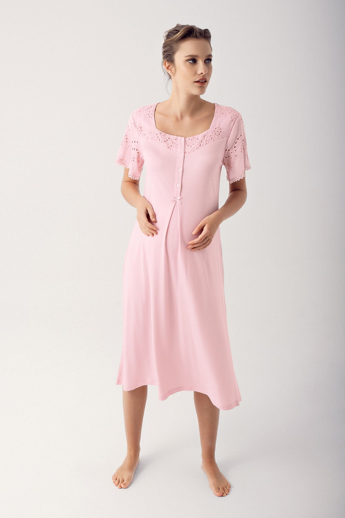 Motif Embroidered Maternity & Nursing Nightgown With Robe Powder - 14400