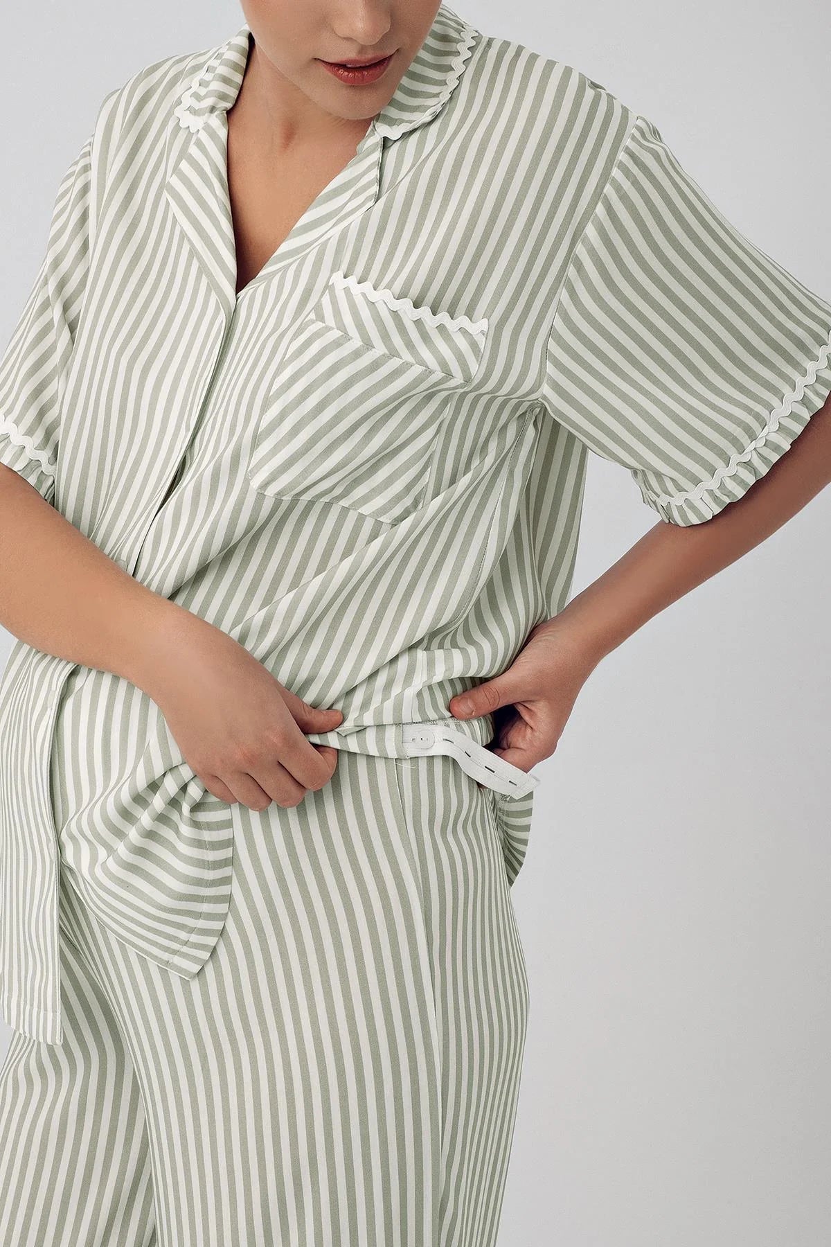 Striped Maternity & Nursing Pajamas Green - 16203