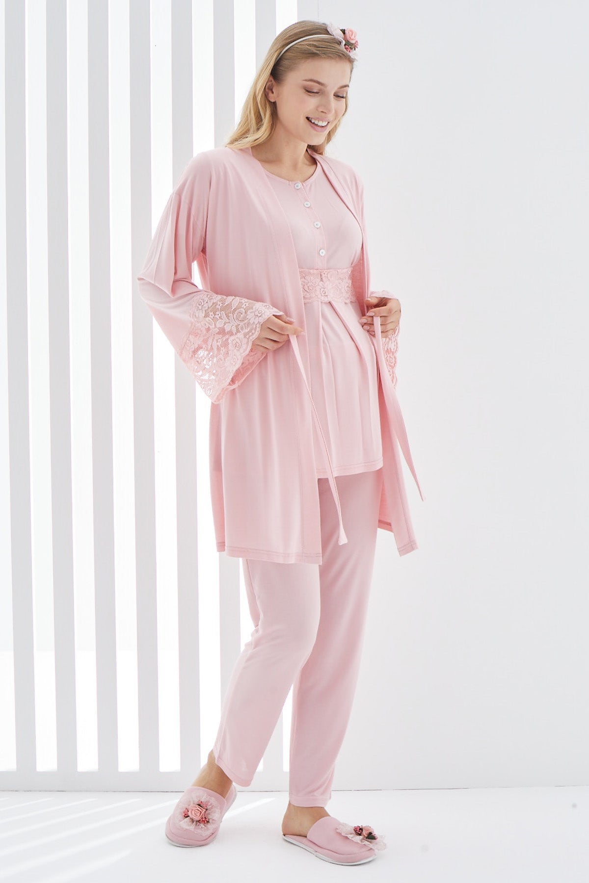 Lace 3-Pieces Maternity & Nursing Pajamas With Lace Flywheel Arm Robe Powder - 3412
