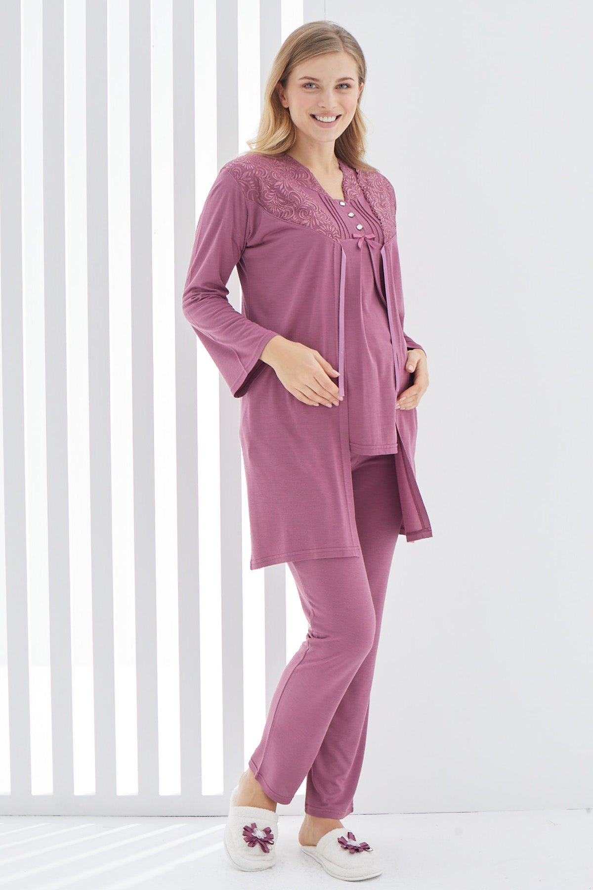 Lace 3-Pieces Maternity & Nursing Pajamas With Guipure Robe Plum - 3402