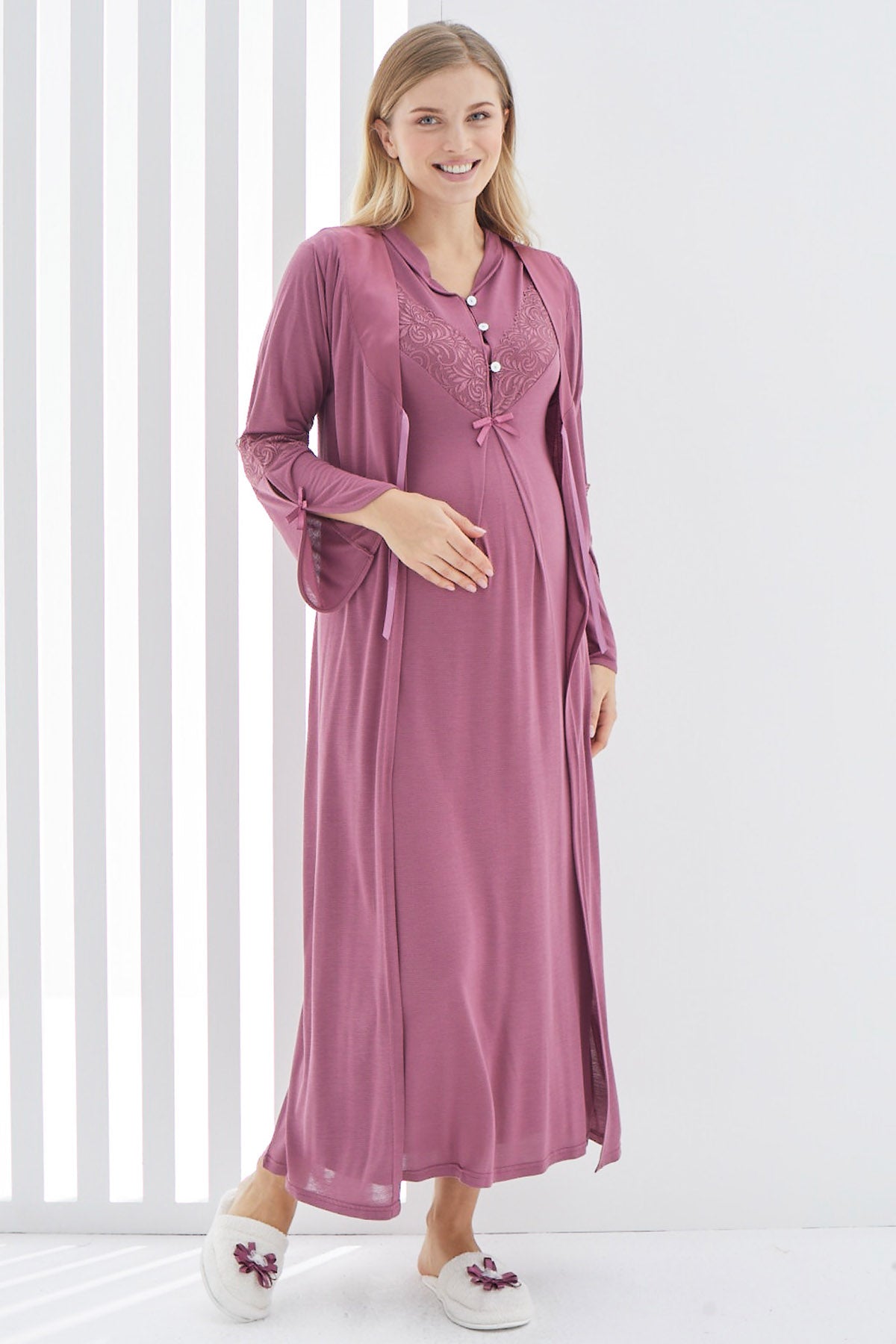 Guipure V-Neck Maternity & Nursing Nightgown With Robe Plum - 2268