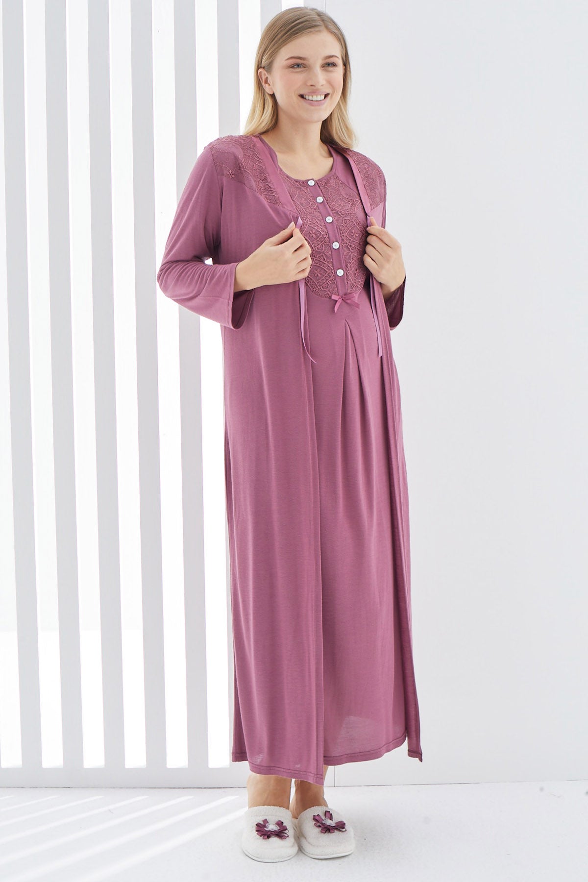Guipure Collar Maternity & Nursing Nightgown With Robe Plum - 2265