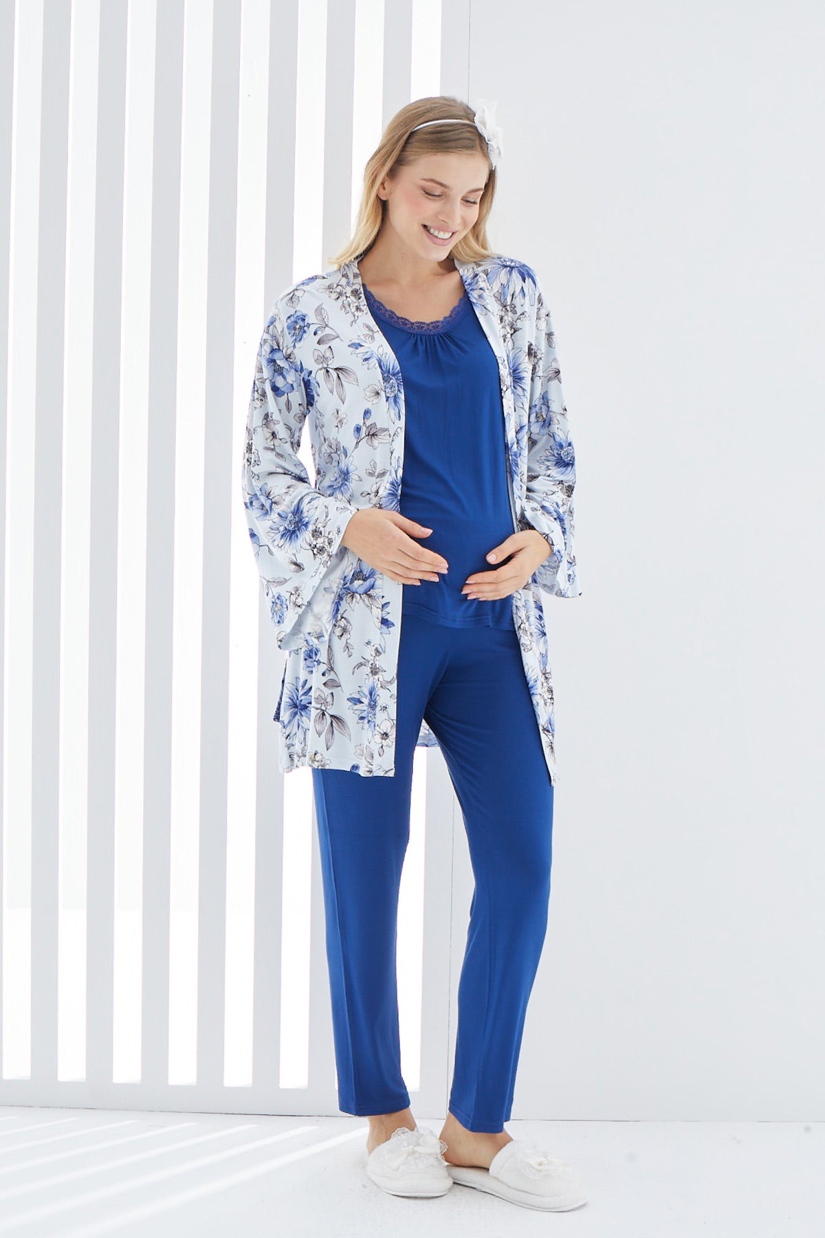Lace Collar 3-Pieces Maternity & Nursing Pajamas With Flowery Robe Navy Blue - 3399