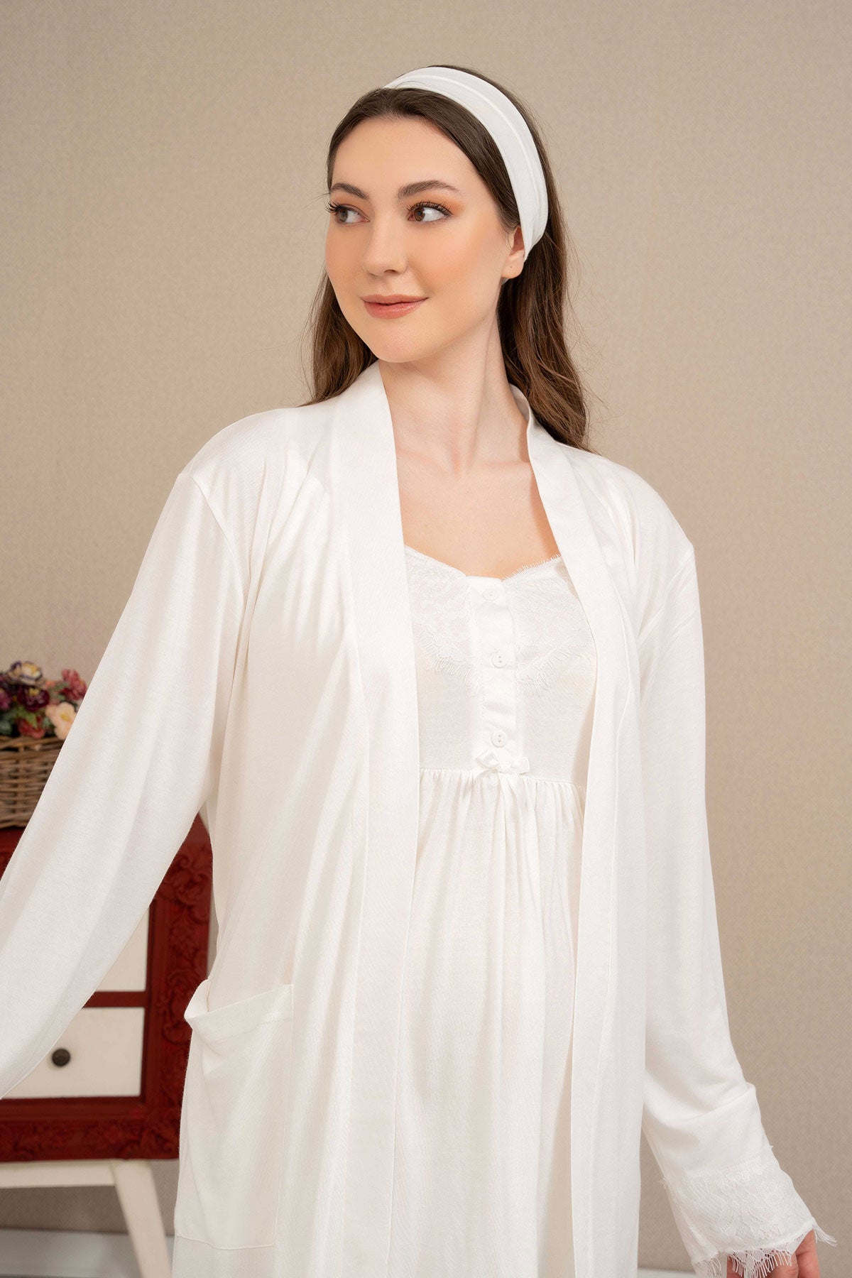Double Breast Feeding 3-Pieces Maternity & Nursing Pajamas With Lace Sleeve Robe Ecru - 4513