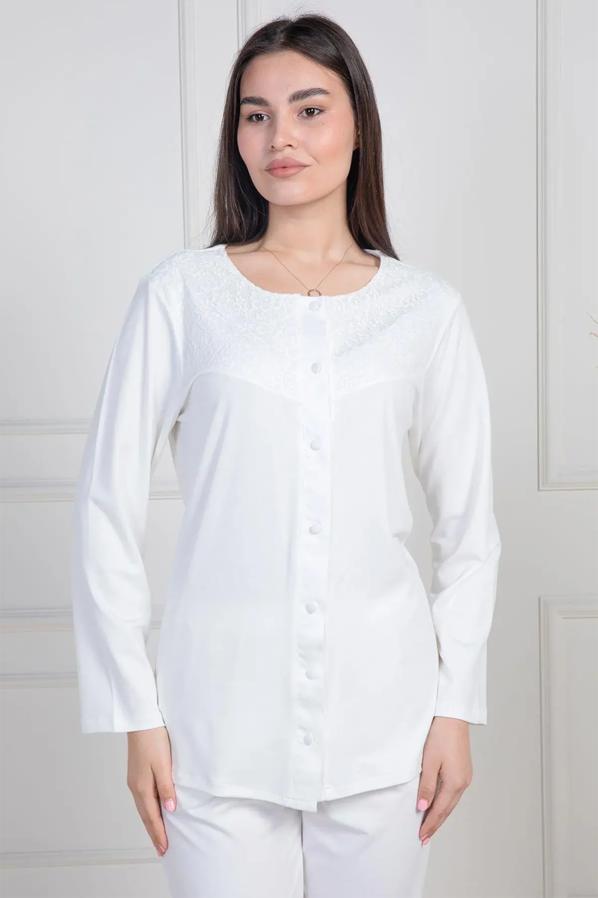 Lace Collar Buttoned Maternity & Nursing Pajamas Ecru - 6105